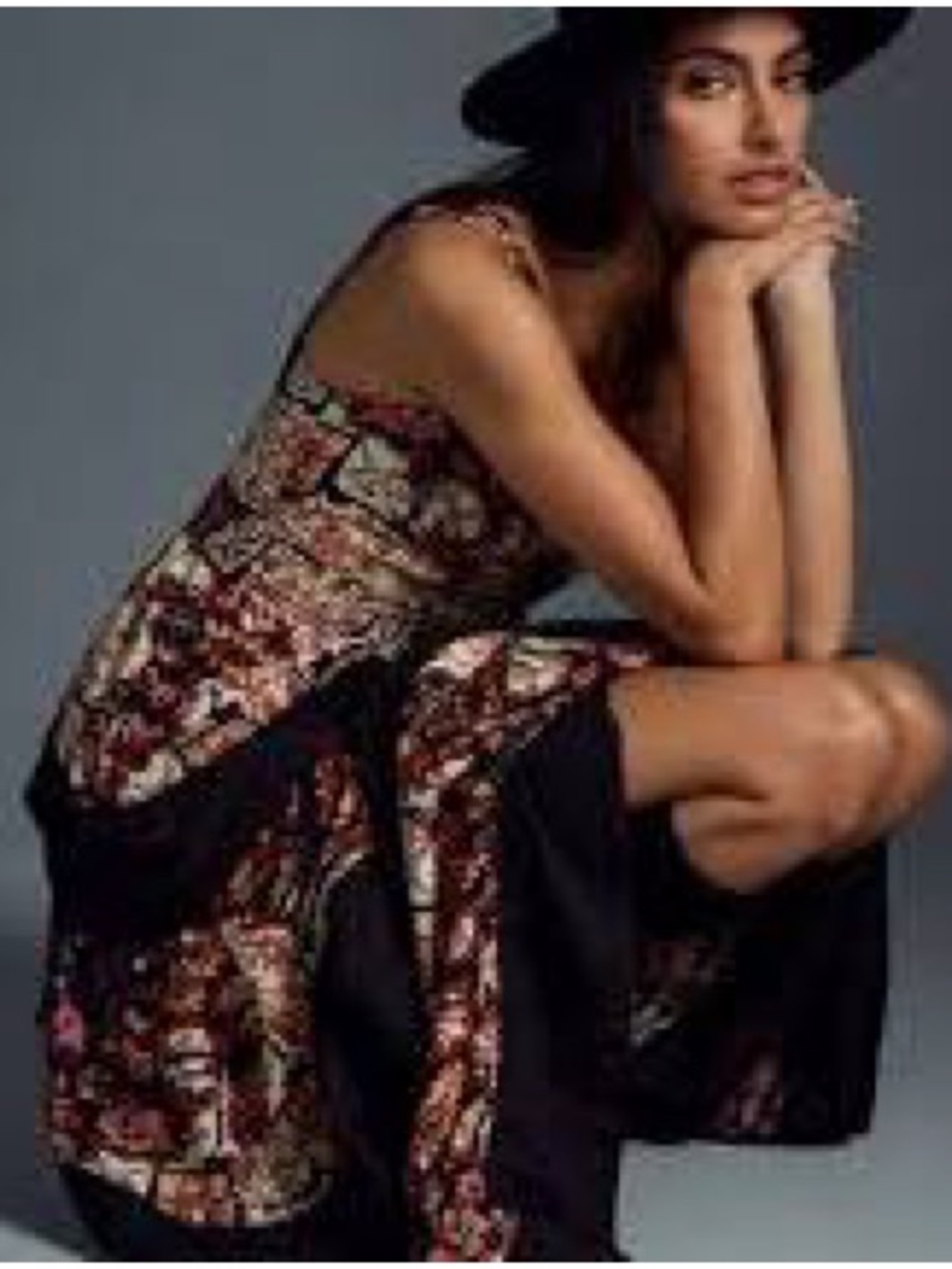 By Anthropologie Square-Neck Printed Tiered Midi
Dress. Size Medium - Picture 5 of 14